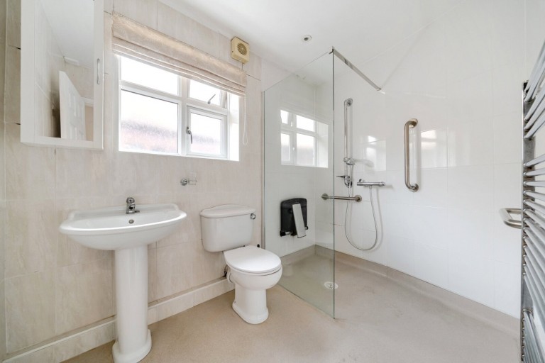 Images for Upper Halliford Road, Shepperton, Surrey