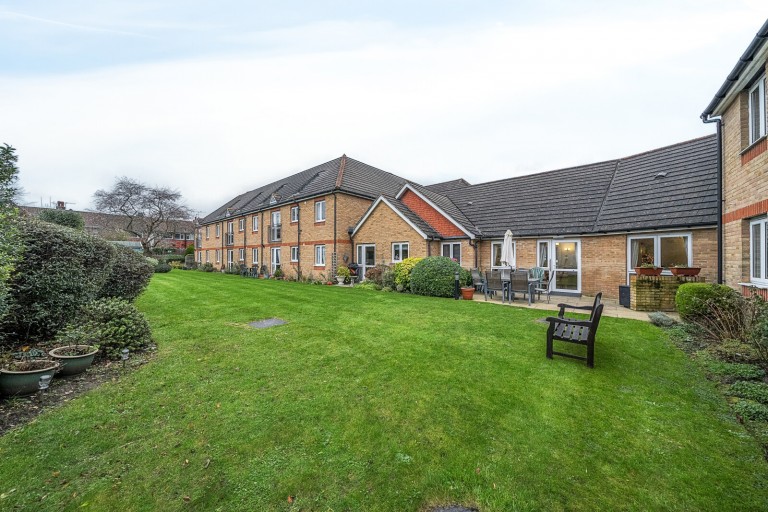 Images for Mervyn Road, Shepperton, Surrey
