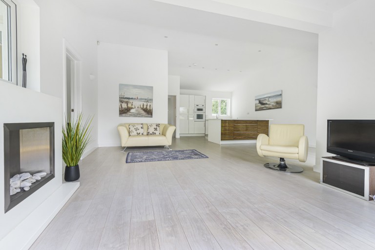 Images for Wheatleys Eyot, Sunbury-On-Thames, Surrey