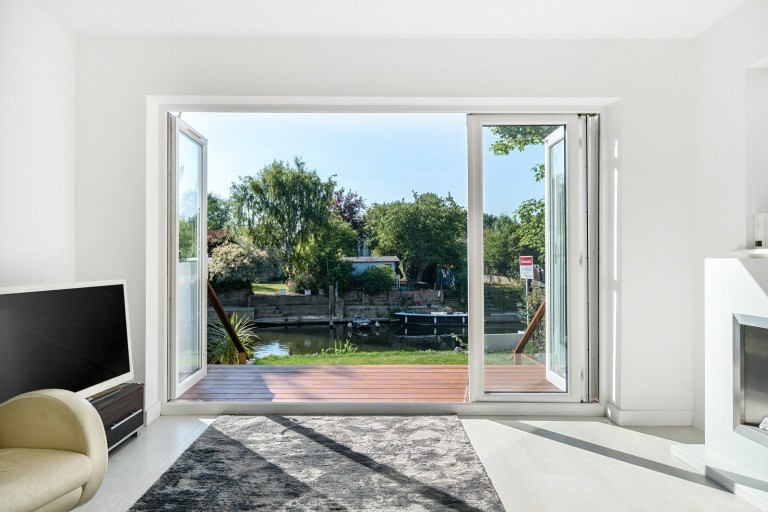 Images for Wheatleys Eyot, Sunbury-On-Thames, Surrey