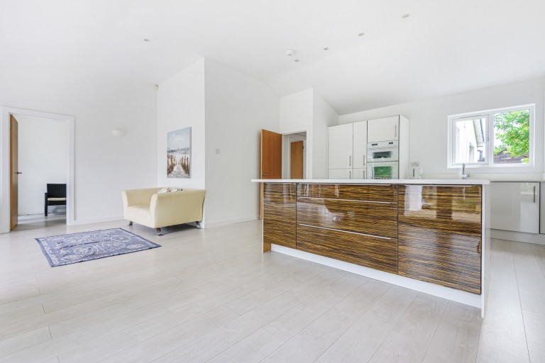 Images for Wheatleys Eyot, Sunbury-On-Thames, Surrey