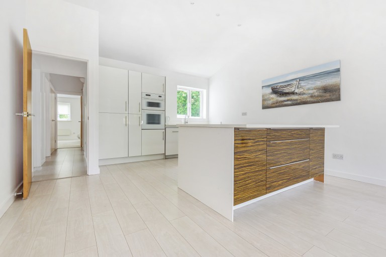 Images for Wheatleys Eyot, Sunbury-On-Thames, Surrey