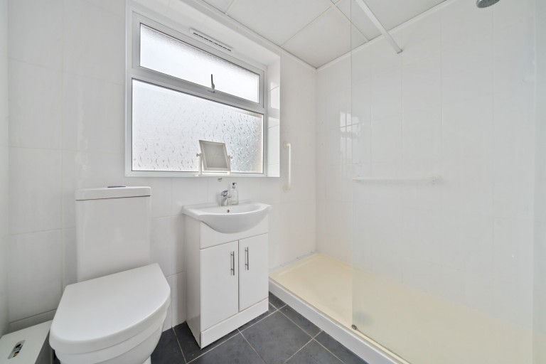 Images for Dunboe Place, Shepperton, Surrey
