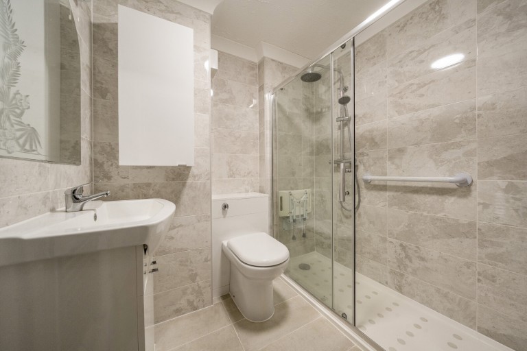 Images for Mervyn Road, Shepperton, Surrey