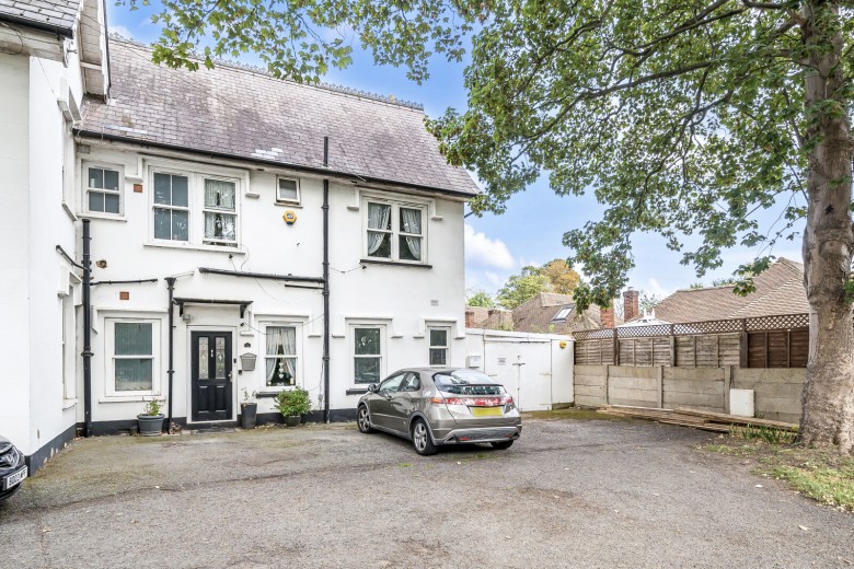 Click the photo for more details of Upper Halliford Road, Shepperton, Surrey