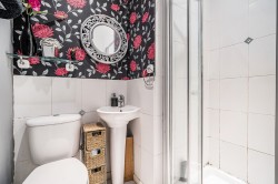 Images for Upper Halliford Road, Shepperton, Surrey