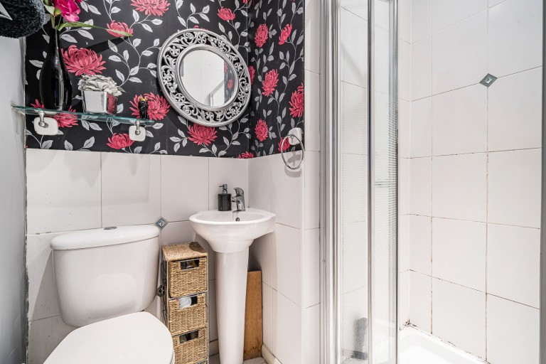 Images for Upper Halliford Road, Shepperton, Surrey