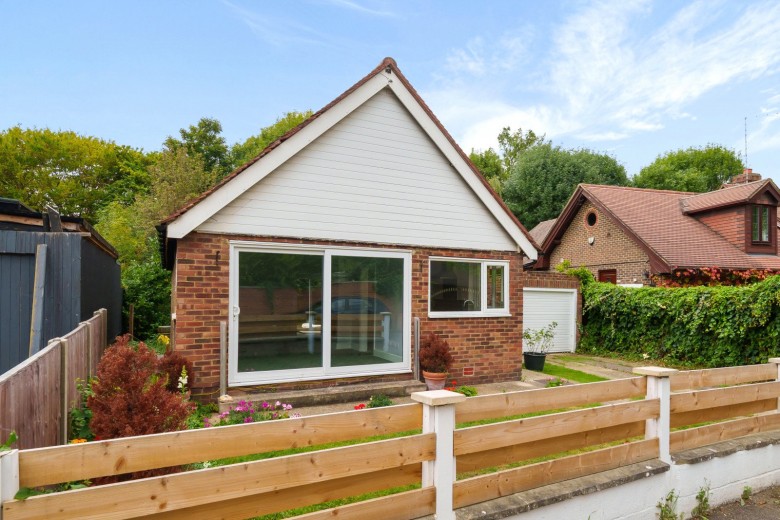 Click the photo for more details of The Crescent, Shepperton, Surrey