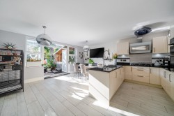 Images for Andrews Gate, Shepperton, Surrey