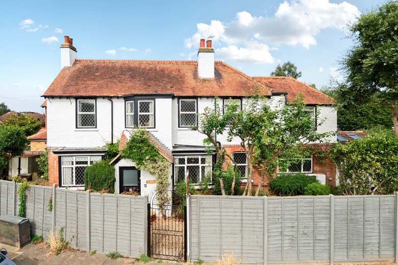 Click the photo for more details of Crescent Road, Shepperton, Surrey