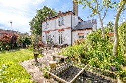 Images for Dunboe Place, Shepperton, Surrey