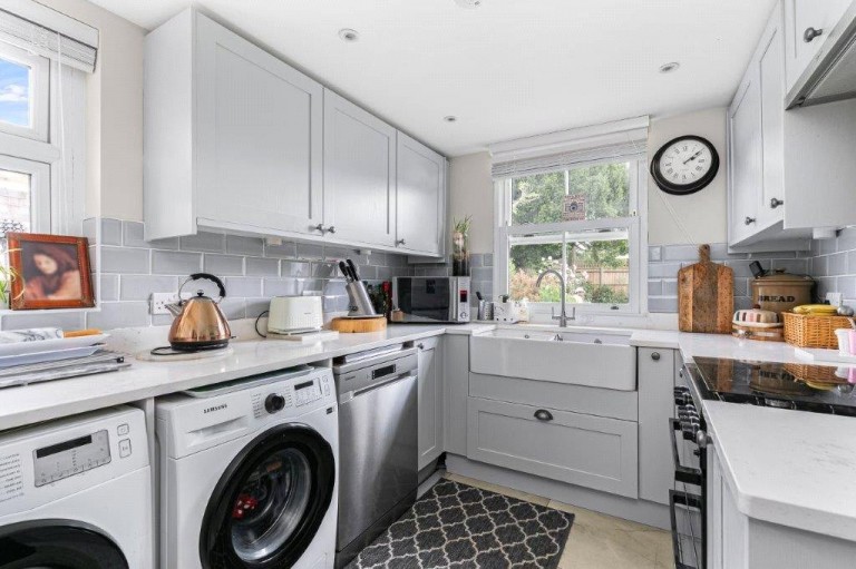 Images for Dunboe Place, Shepperton, Surrey