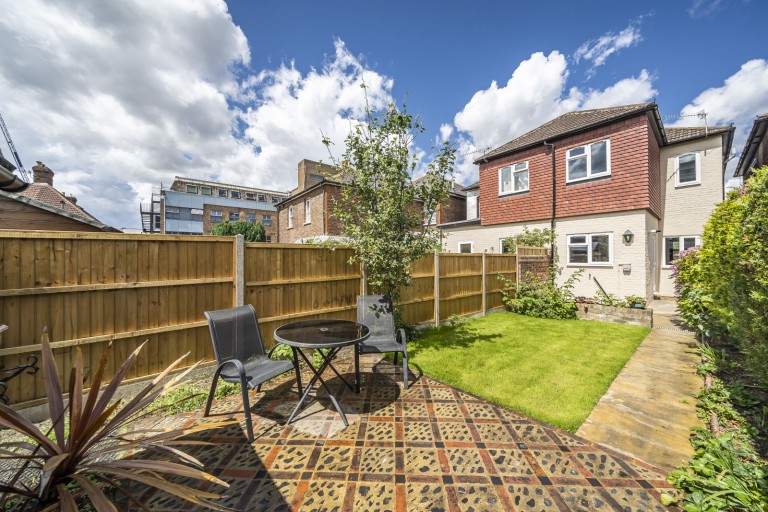 Images for Leas Road, Guildford, GU1
