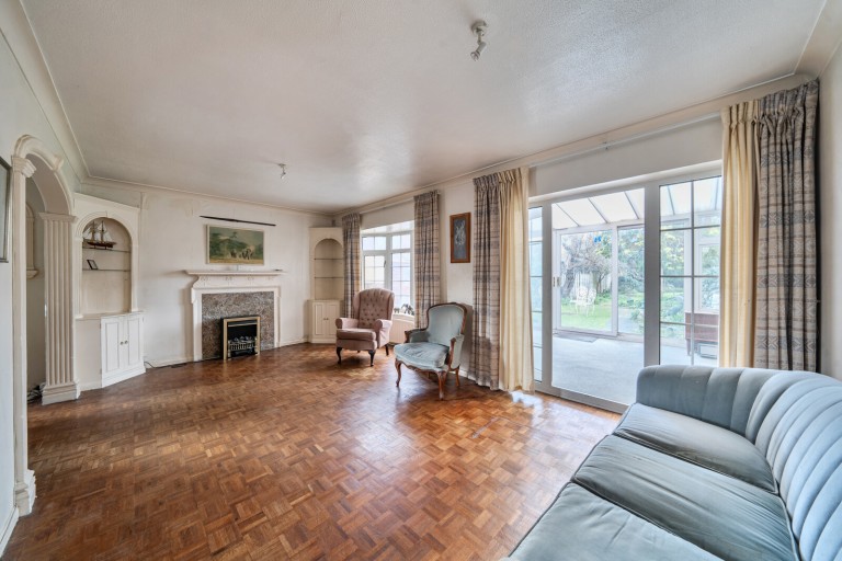 Images for Upper Halliford Green, Shepperton, Surrey