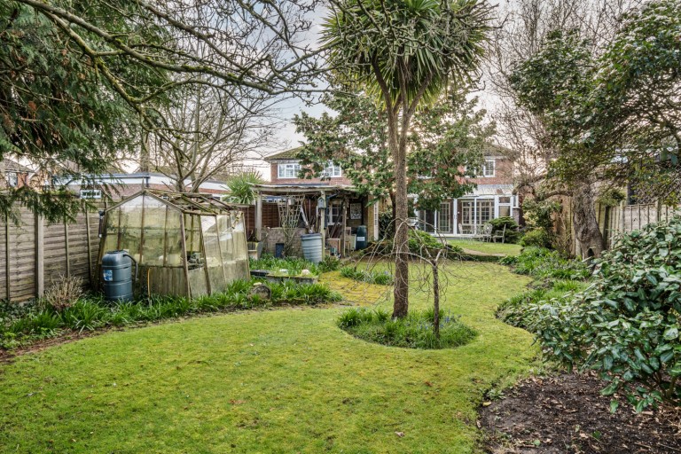 Images for Upper Halliford Green, Shepperton, Surrey