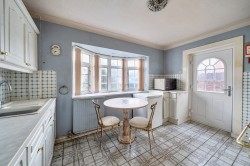 Images for Upper Halliford Green, Shepperton, Surrey