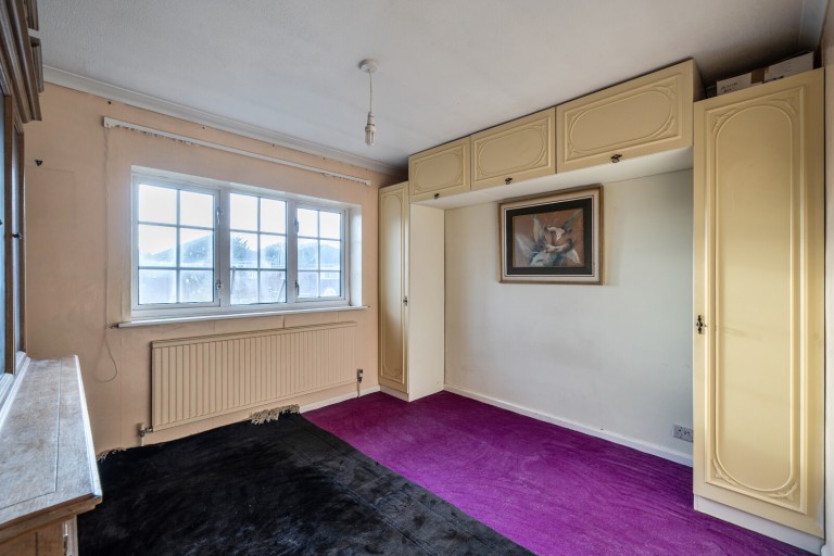 Images for Upper Halliford Green, Shepperton, Surrey