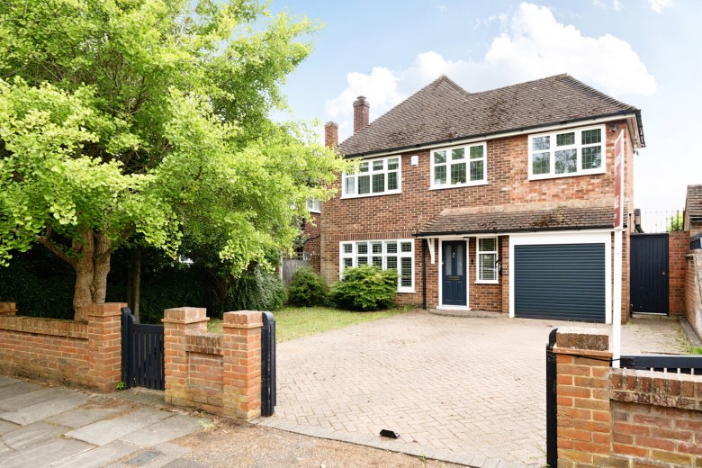 Click the photo for more details of Green Lane, Shepperton, Surrey