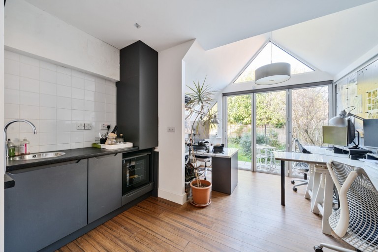 Images for Halliford Road, Shepperton, Surrey