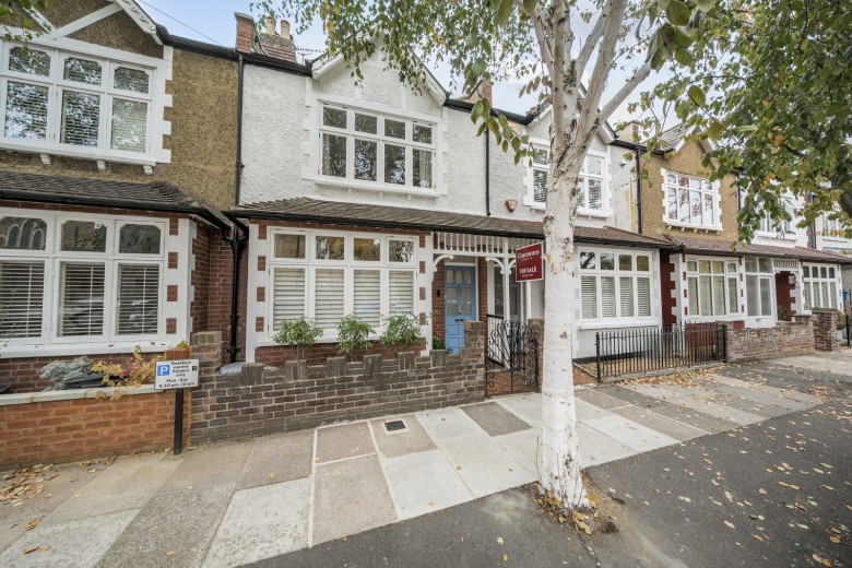 Click the photo for more details of Christchurch Avenue, Teddington