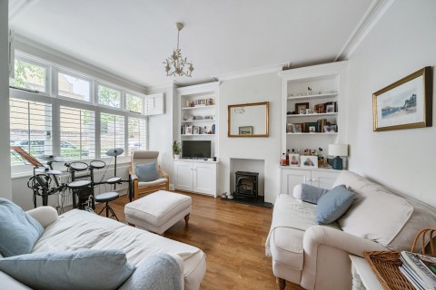 Click the photo for more details of Christchurch Avenue, Teddington