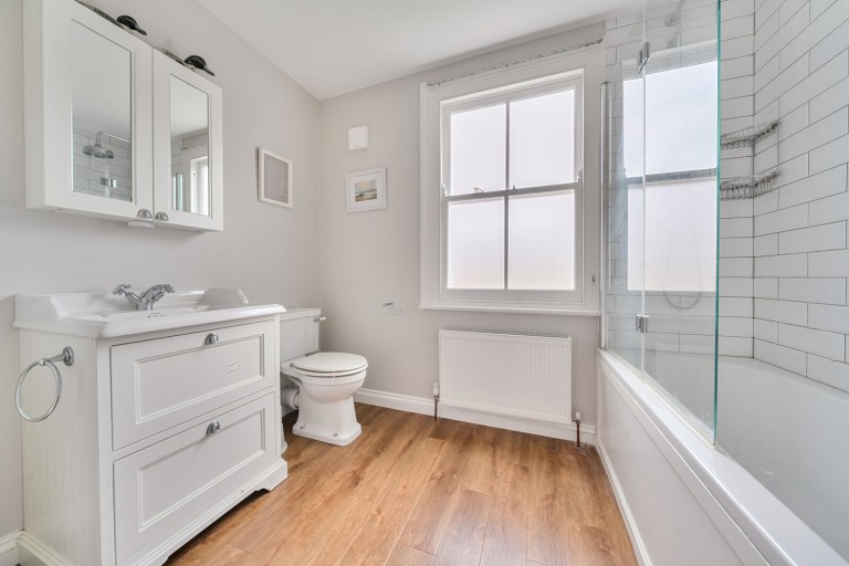 Images for Christchurch Avenue, Teddington