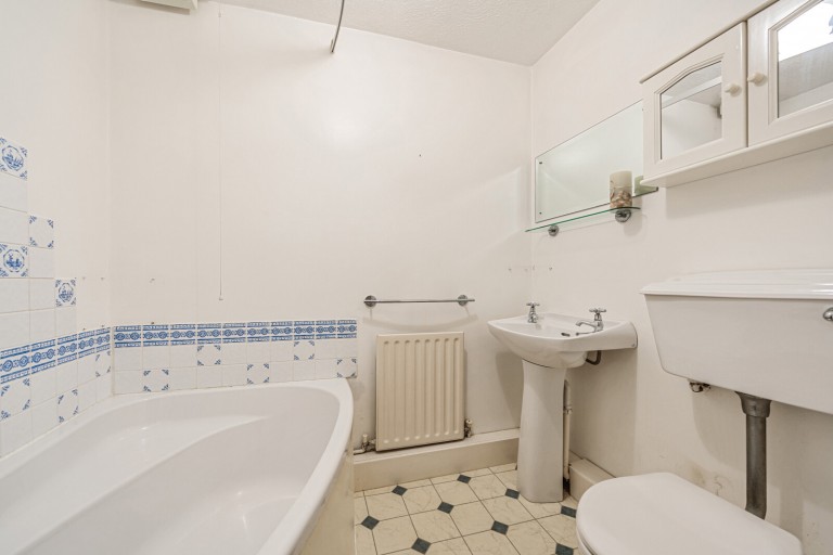 Images for Linden Way, Shepperton, Surrey