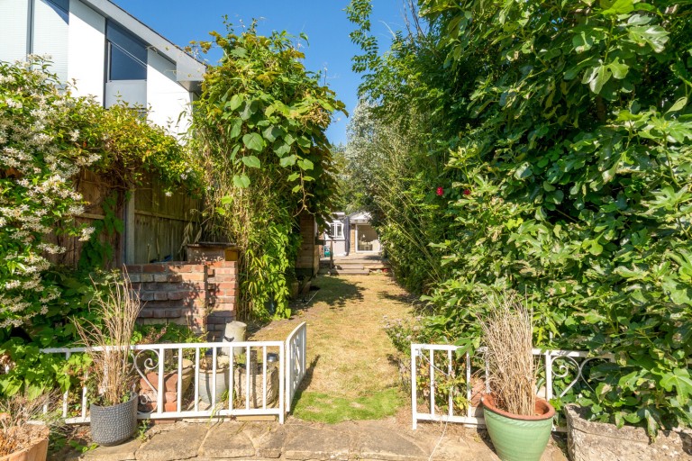 Images for Sandhills Meadow, Shepperton, Surrey