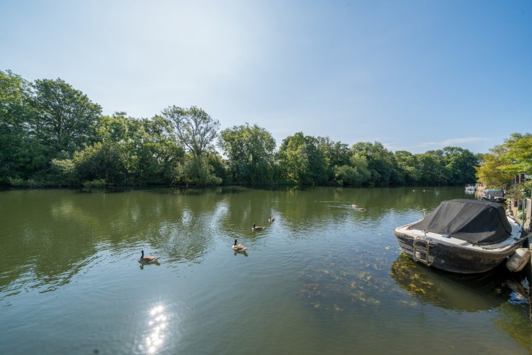 Images for Sandhills Meadow, Shepperton, Surrey