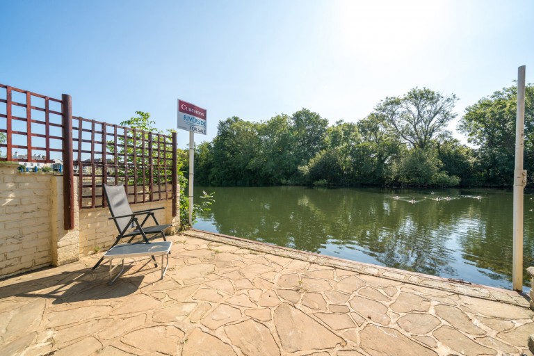 Images for Sandhills Meadow, Shepperton, Surrey