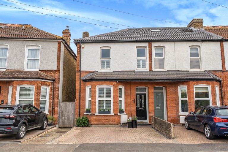 Images for Old Charlton Road, Shepperton, Surrey