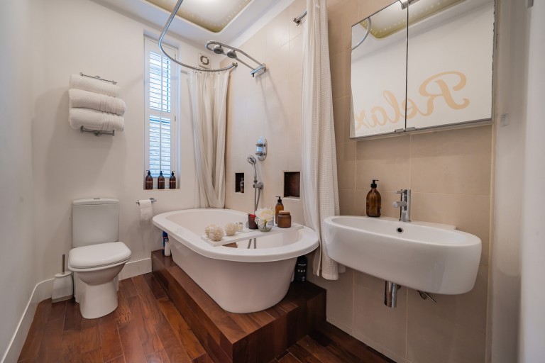 Images for Old Charlton Road, Shepperton, Surrey