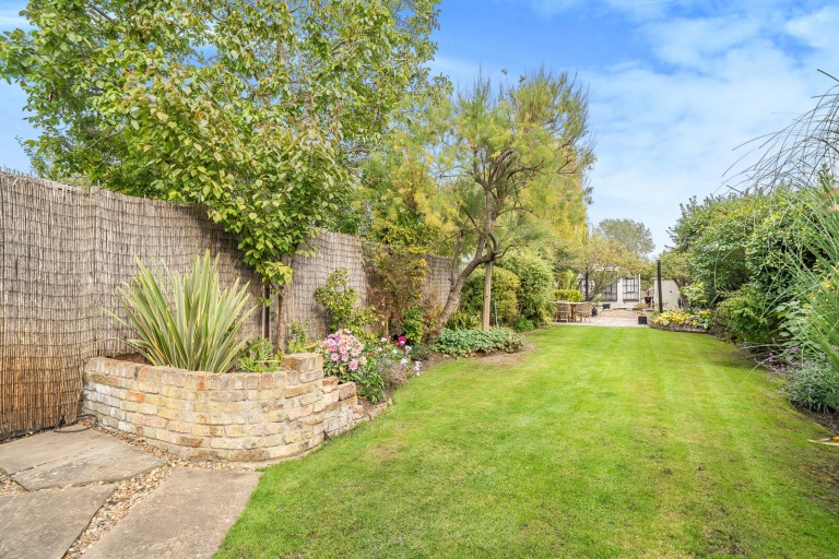 Images for Old Charlton Road, Shepperton, Surrey