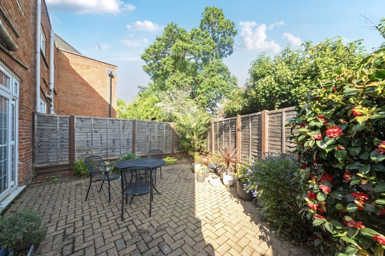 Images for Mulberry Trees, Shepperton, Surrey