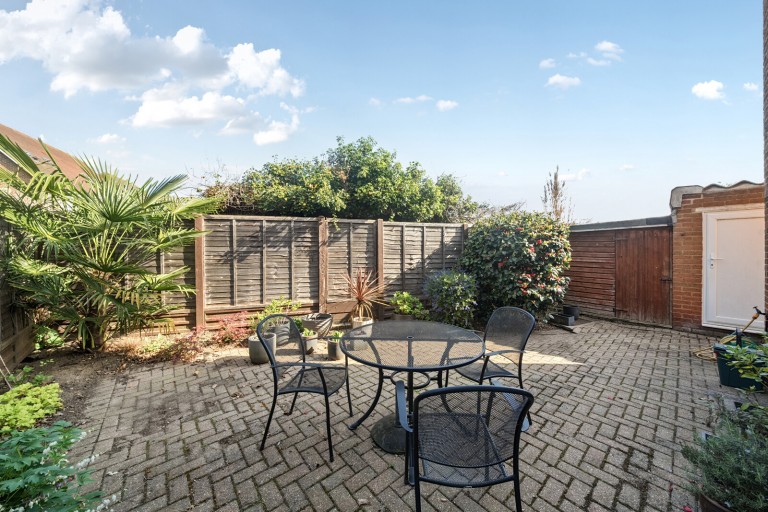 Images for Mulberry Trees, Shepperton, Surrey