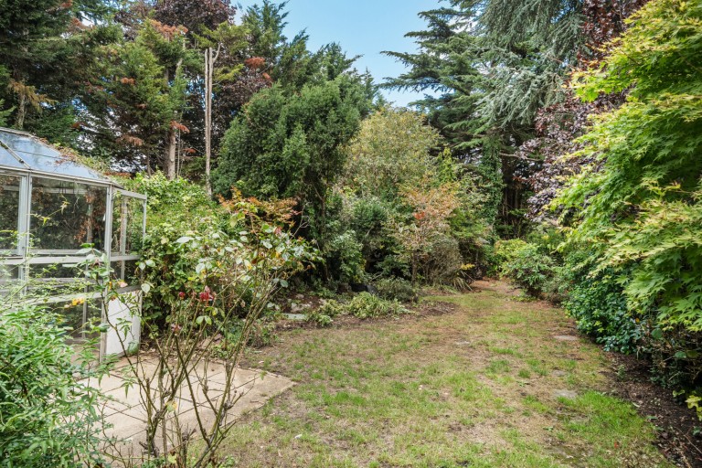 Images for Walton Lane, Shepperton, Surrey