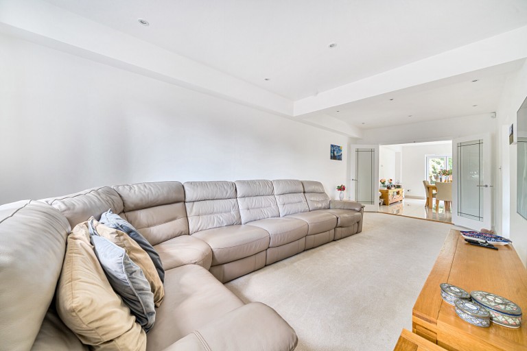 Images for The Avenue, Lower Sunbury, TW16