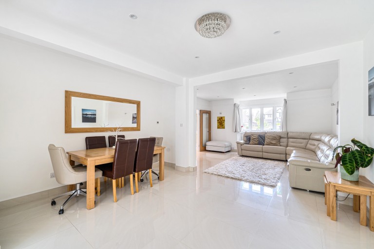 Images for The Avenue, Lower Sunbury, TW16