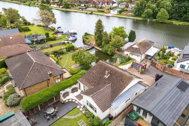 Images for Felix Lane, Shepperton, Surrey