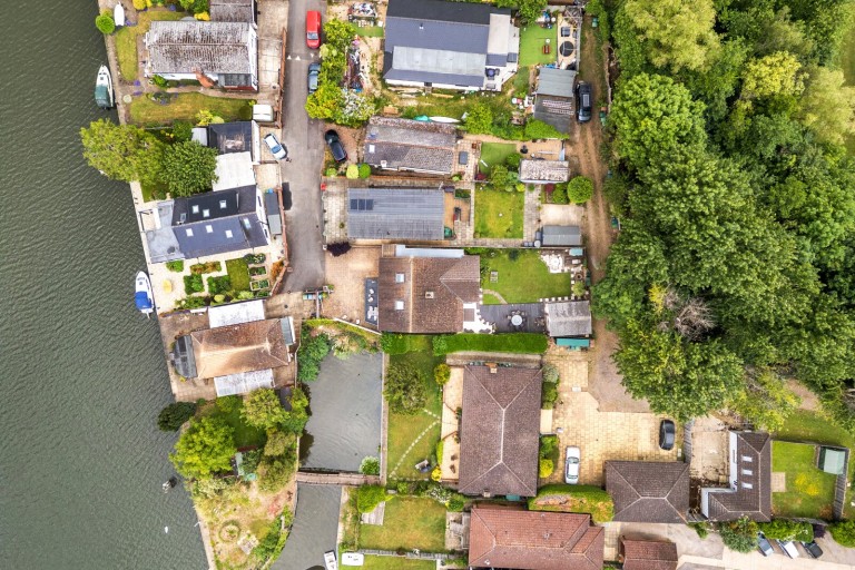 Images for Felix Lane, Shepperton, Surrey