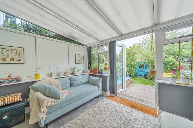 Images for Elizabeth Gardens, Sunbury-On-Thames, Surrey