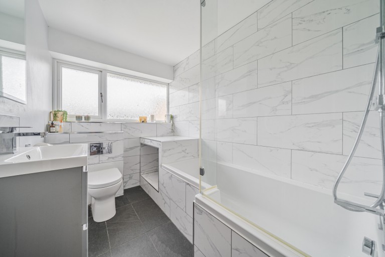 Images for Elizabeth Gardens, Sunbury-On-Thames, Surrey