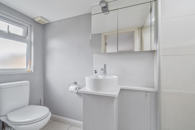 Images for Elizabeth Gardens, Sunbury-On-Thames, Surrey