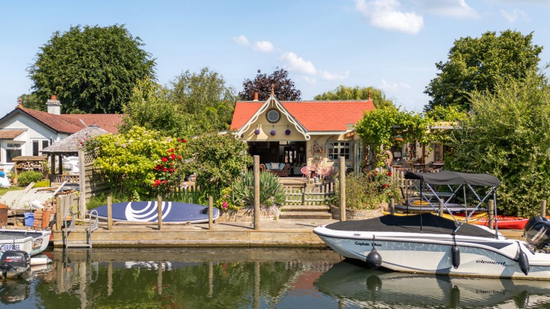 Click the photo for more details of Pharaohs Island, Shepperton, Surrey