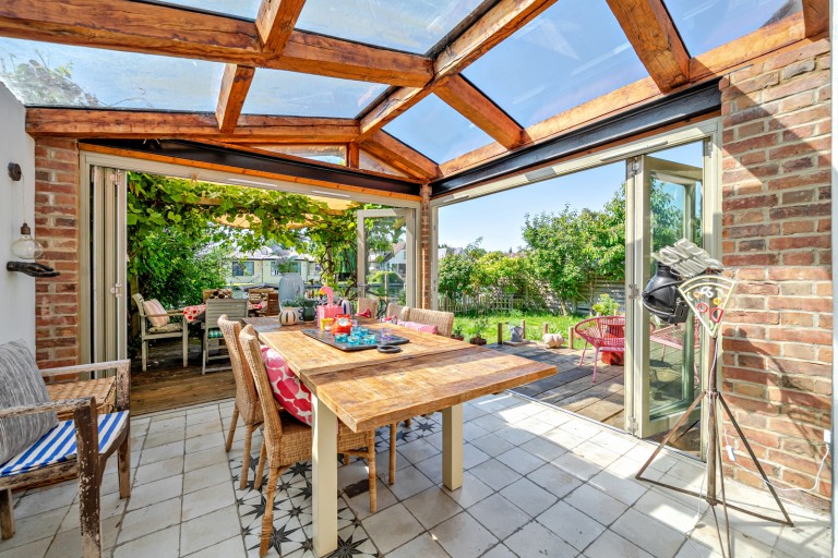 Images for Pharaohs Island, Shepperton, Surrey