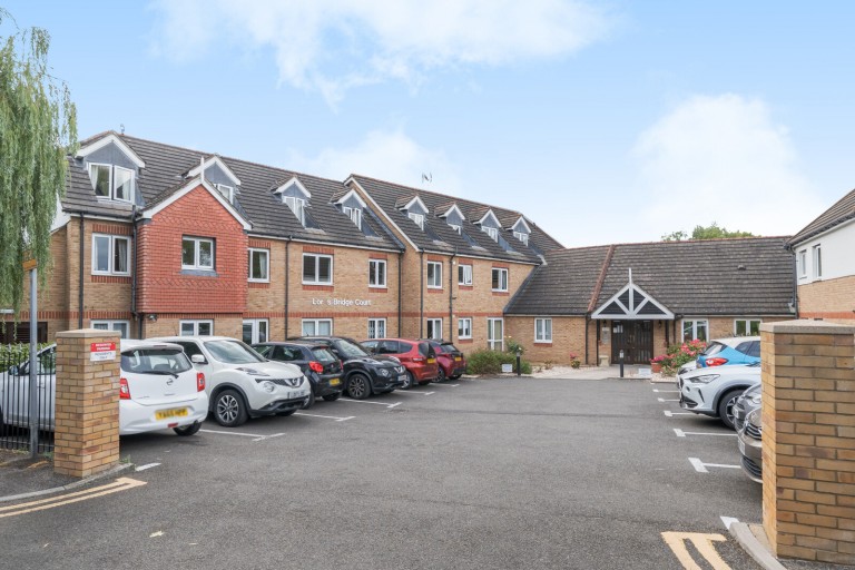 Images for Mervyn Road, Shepperton, Surrey