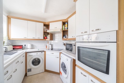 Click the photo for more details of Mervyn Road, Shepperton, Surrey