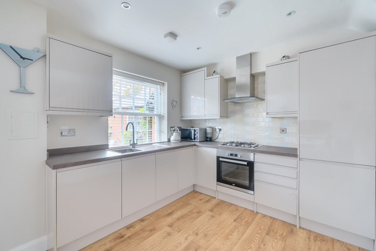 Images for Glebeland Gardens, Shepperton, Surrey