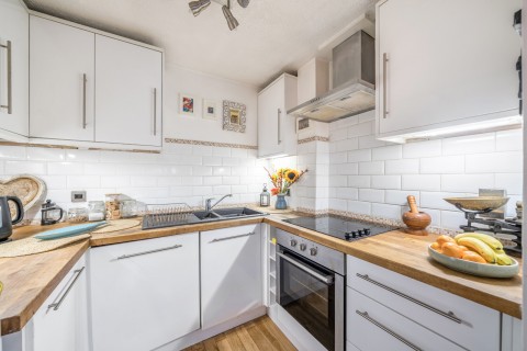 Click the photo for more details of Thames Street, Lower Sunbury, Surrey