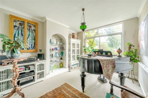 Click the photo for more details of Sidney Road, Walton-On-Thames, Surrey